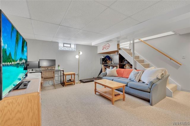 650 East And West Road, West Seneca, NY 14224