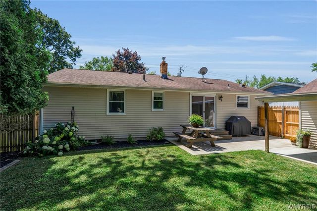 650 East And West Road, West Seneca, NY 14224