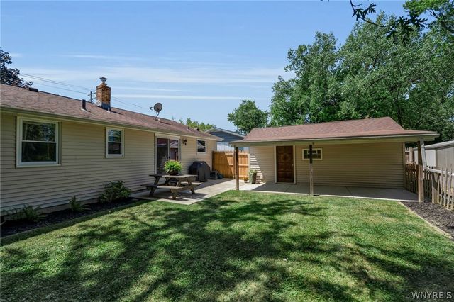 650 East And West Road, West Seneca, NY 14224