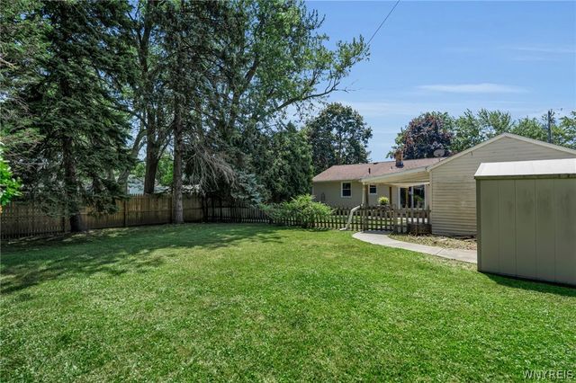 650 East And West Road, West Seneca, NY 14224