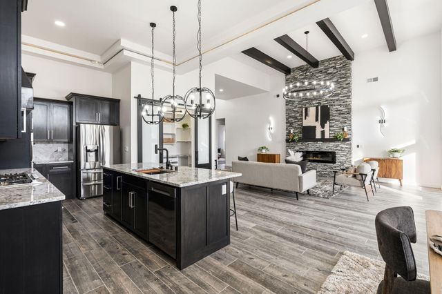 2398 Istle Road NE, Rio Rancho, NM 87124