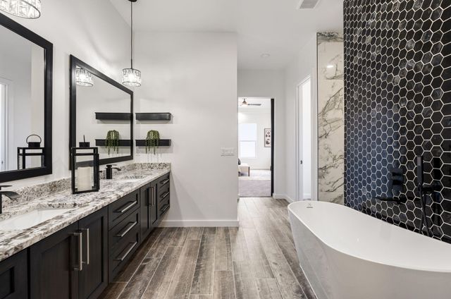 2398 Istle Road NE, Rio Rancho, NM 87124