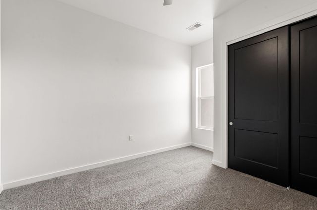 2398 Istle Road NE, Rio Rancho, NM 87124