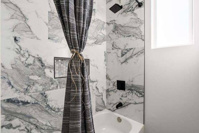 2398 Istle Road NE, Rio Rancho, NM 87124