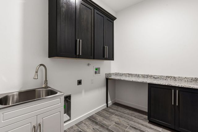 2398 Istle Road NE, Rio Rancho, NM 87124