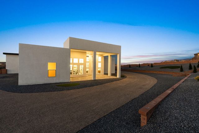 2398 Istle Road NE, Rio Rancho, NM 87124