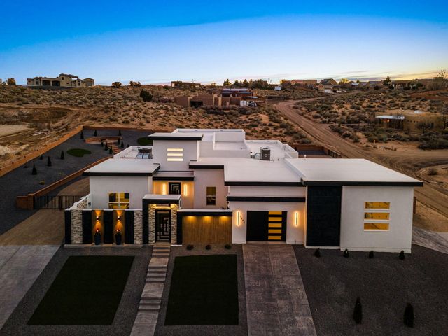 2398 Istle Road NE, Rio Rancho, NM 87124