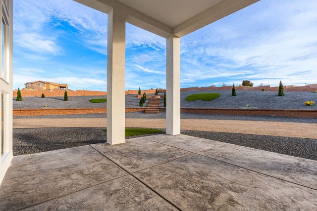 2398 Istle Road NE, Rio Rancho, NM 87124