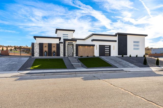 2398 Istle Road NE, Rio Rancho, NM 87124