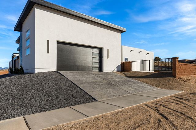 2398 Istle Road NE, Rio Rancho, NM 87124