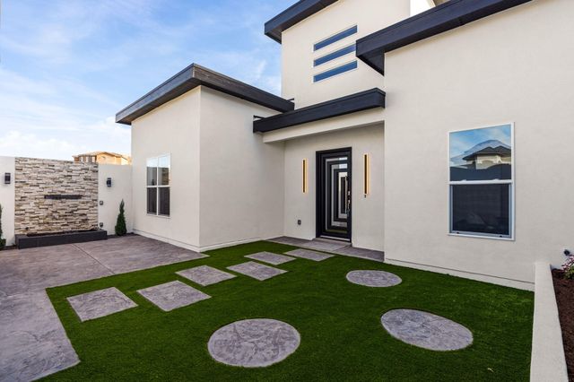 2398 Istle Road NE, Rio Rancho, NM 87124