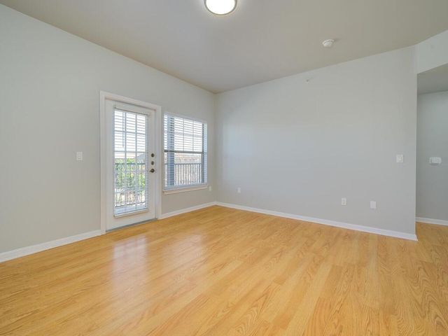 2320 Gracy Farms LN 932, Austin, TX 78758
