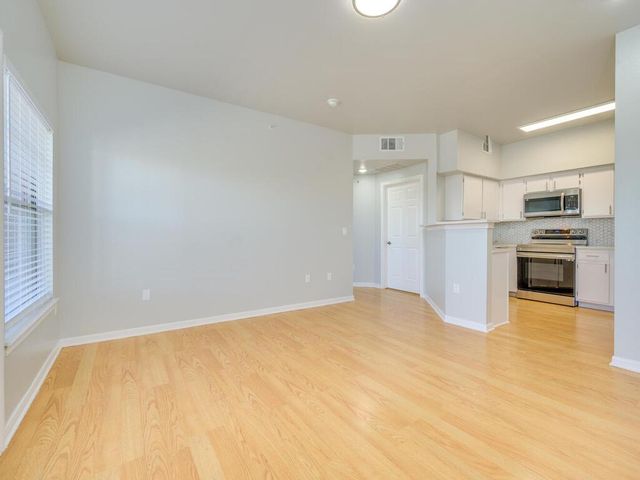 2320 Gracy Farms LN 932, Austin, TX 78758