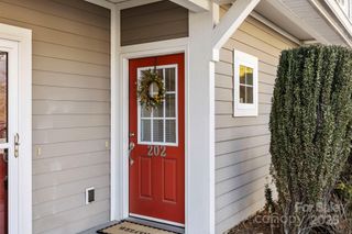 123 Foxden Drive 202, Fletcher, NC 28732