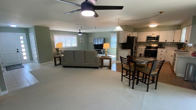 9814 Lincoln Court, Crown Point, IN 46307