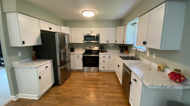 9814 Lincoln Court, Crown Point, IN 46307