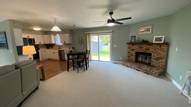 9814 Lincoln Court, Crown Point, IN 46307