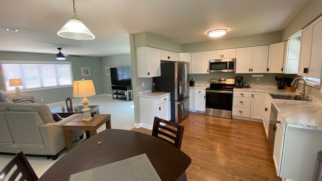 9814 Lincoln Court, Crown Point, IN 46307