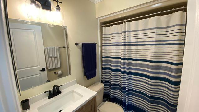 9814 Lincoln Court, Crown Point, IN 46307