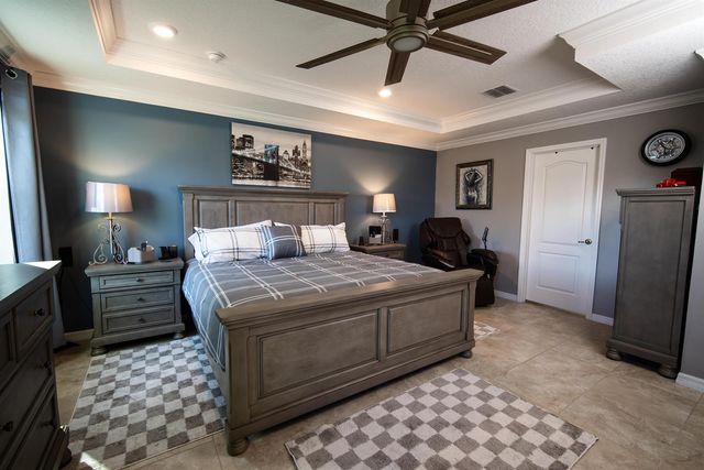 1662 SE North Blackwell Drive, Port St. Lucie, FL 34952