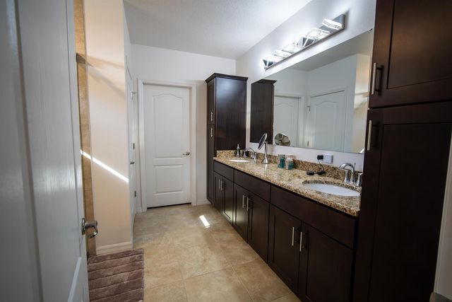 1662 SE North Blackwell Drive, Port St. Lucie, FL 34952
