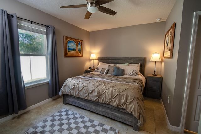1662 SE North Blackwell Drive, Port St. Lucie, FL 34952