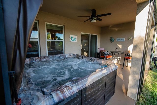 1662 SE North Blackwell Drive, Port St. Lucie, FL 34952