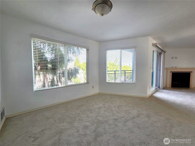 12716 NE 144th Street ##D202, Kirkland, WA 98034