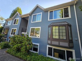 12716 NE 144th Street ##D202, Kirkland, WA 98034