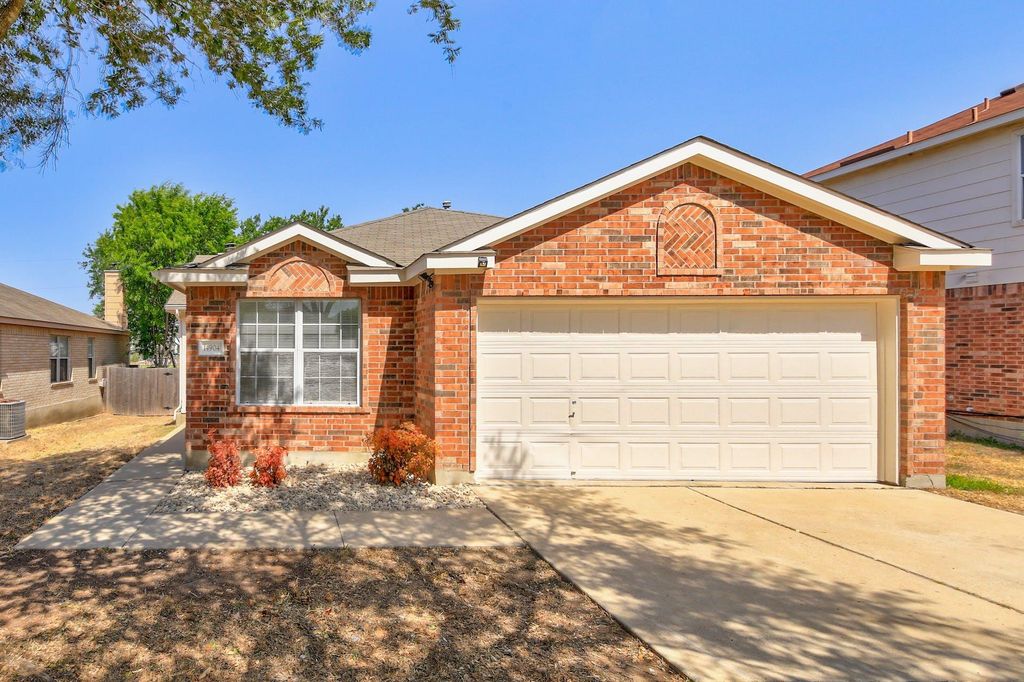 14904 Antique Finish DR, Pflugerville, TX 78660