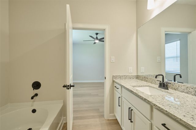 21554 Bluebonnet Bay Drive, Magnolia, TX 77354