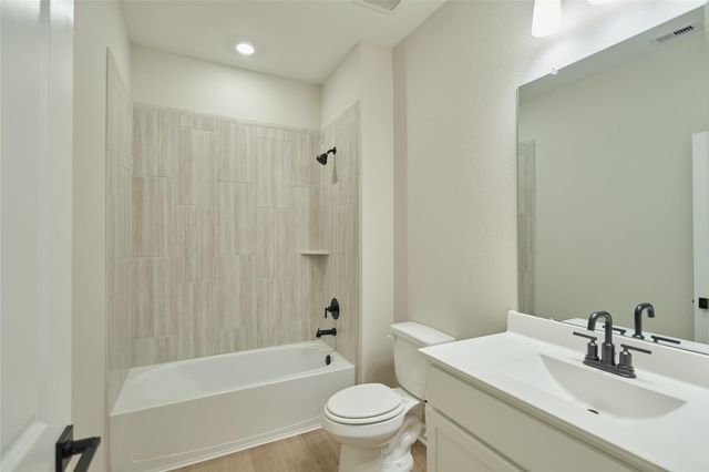 21554 Bluebonnet Bay Drive, Magnolia, TX 77354