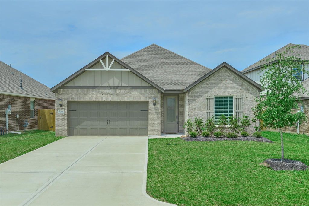 21554 Bluebonnet Bay Drive, Magnolia, TX 77354