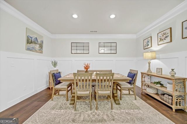 329 Ellington Drive, Canton, GA 30115