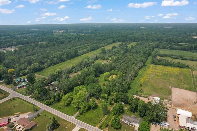 8660 Wolcott Road, Clarence, NY 14032