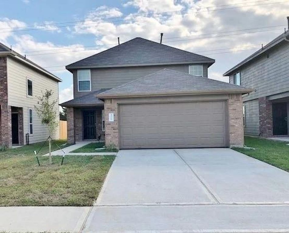 12006 Munich Drive, Houston, TX 77044