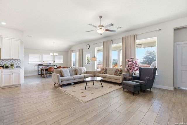 914 Fort Ringgold, San Antonio, TX 78245