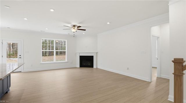 1322 Wharf Hill DR, Smithfield, VA 23430