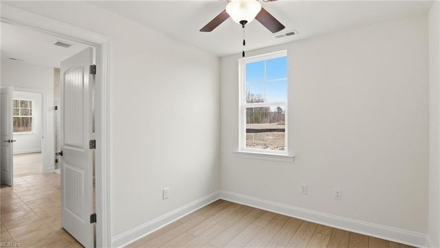 1322 Wharf Hill DR, Smithfield, VA 23430
