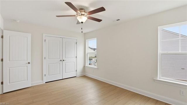 1322 Wharf Hill DR, Smithfield, VA 23430