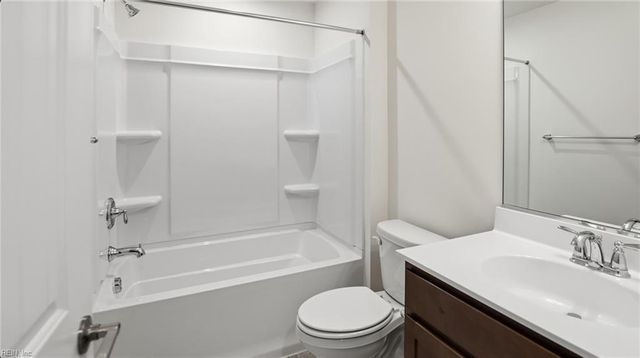 1322 Wharf Hill DR, Smithfield, VA 23430