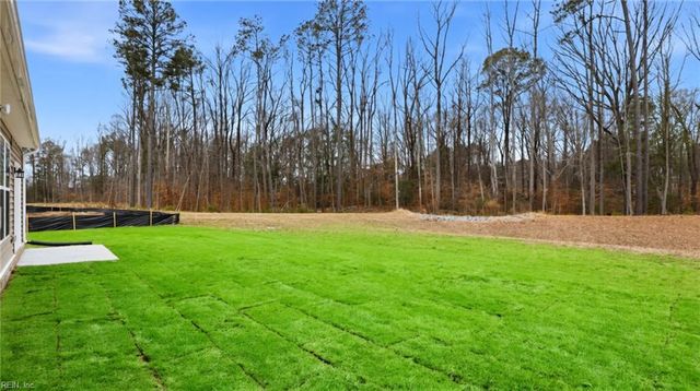 1322 Wharf Hill DR, Smithfield, VA 23430