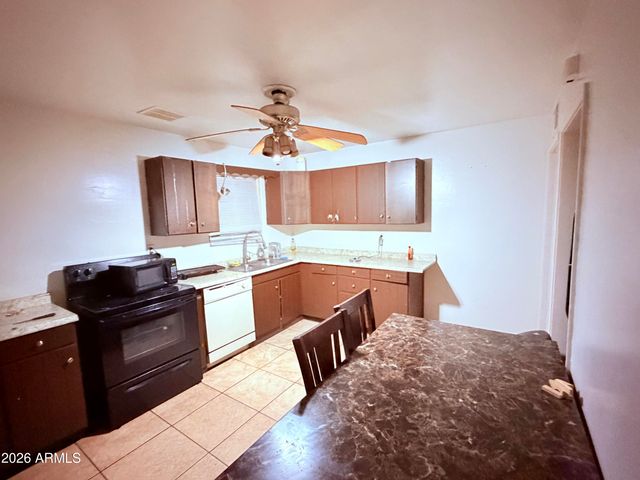 338 E MARILYN Avenue, Mesa, AZ 85210