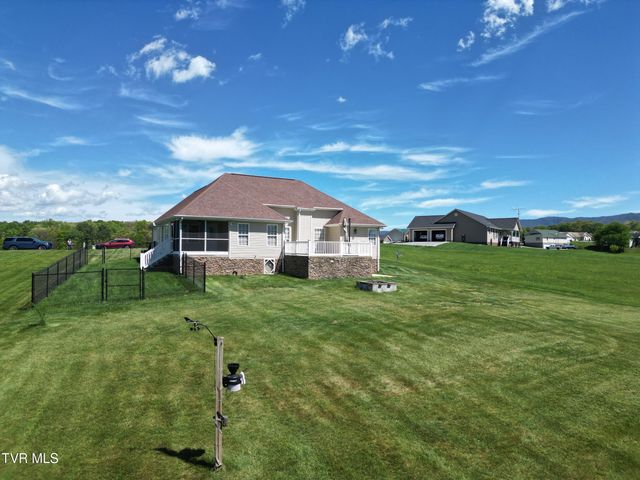 513 Katie Lane, Chuckey, TN 37641