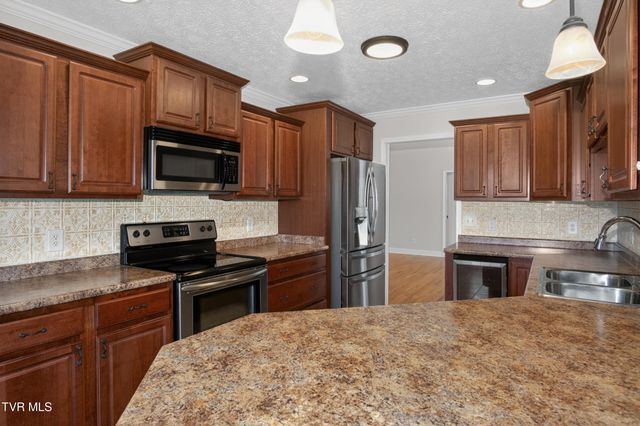 513 Katie Lane, Chuckey, TN 37641