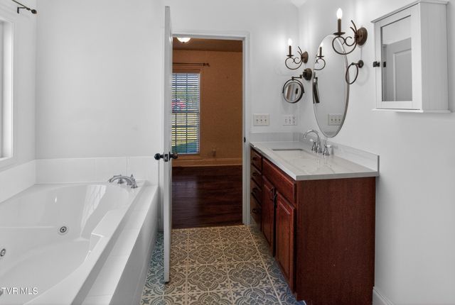 513 Katie Lane, Chuckey, TN 37641