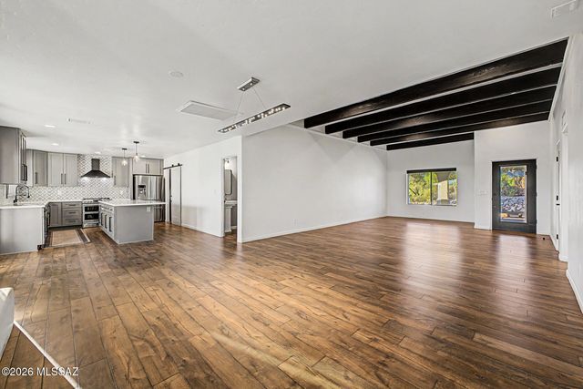 4554 N Avenida Del Cazador, Tucson, AZ 85718