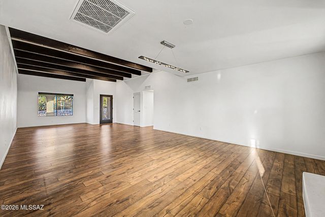 4554 N Avenida Del Cazador, Tucson, AZ 85718