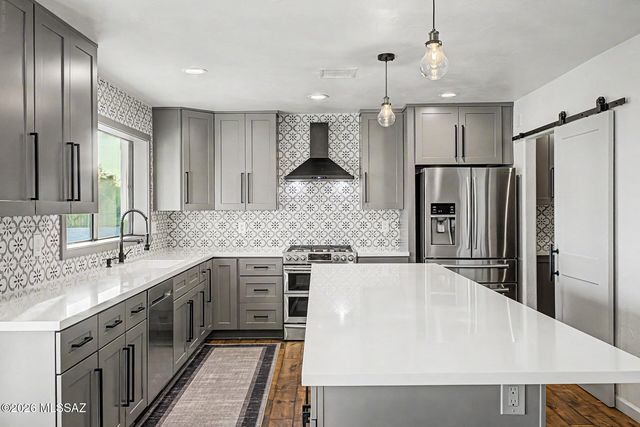 4554 N Avenida Del Cazador, Tucson, AZ 85718