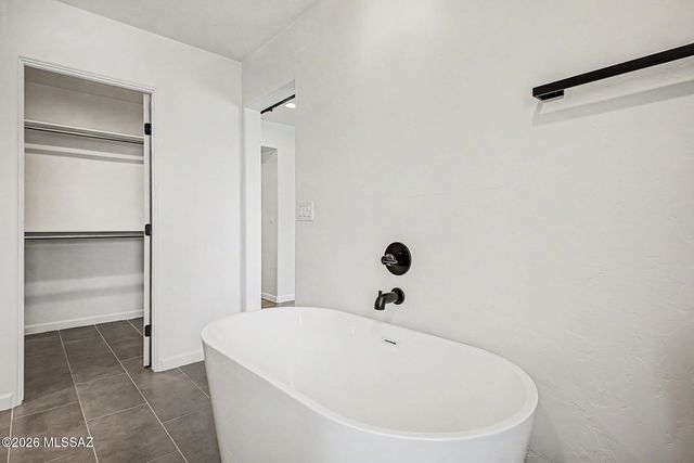 4554 N Avenida Del Cazador, Tucson, AZ 85718